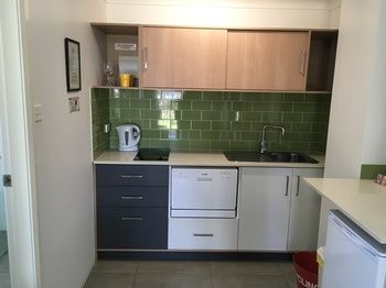 Harbourview Serviced Apartments - Accommodation QLD 26