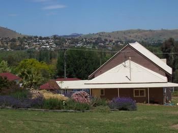 Church House B&B Gundagai - Accommodation QLD 4
