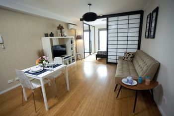 Newtown Mews - Accommodation QLD 4