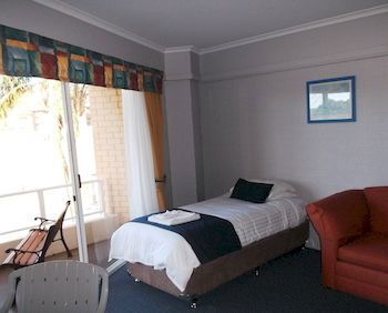 Ulladulla Harbour Motel - Accommodation QLD 2