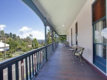 The Victoria & Albert Guesthouse - Accommodation QLD 2