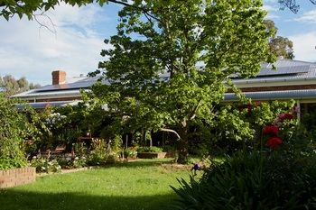 Holly Lane Mews - Accommodation QLD 36