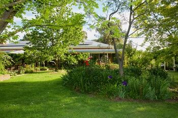 Holly Lane Mews - Accommodation QLD 43