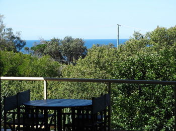Costa Bella Apartments - Accommodation QLD 20