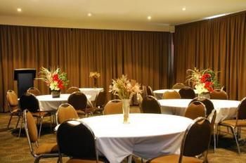 Palms Hotel Motel Chullora - Accommodation QLD 7