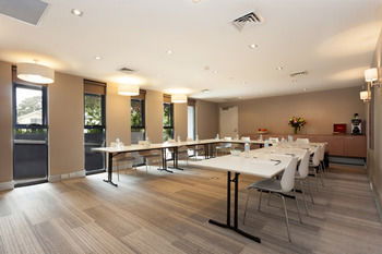 Quest Mascot Serviced Apartments - Accommodation QLD 14