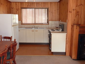 Hunter Hideaway Cottages - Accommodation QLD 7