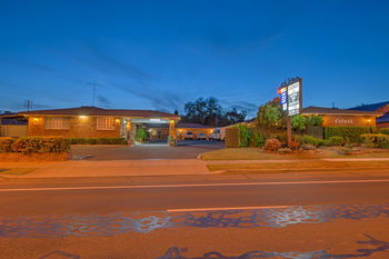 Cadman Motor Inn & Apartments - Accommodation QLD 29