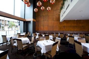 Delany Hotel - Accommodation QLD 3