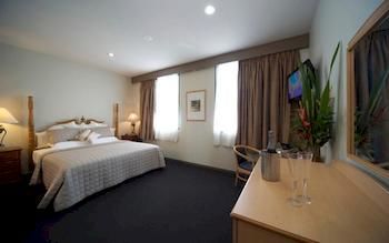 Delany Hotel - Accommodation QLD 9