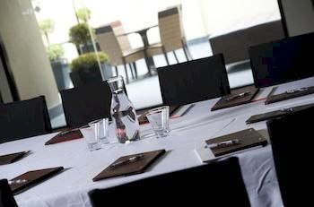 Delany Hotel - Accommodation QLD 13