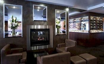 Delany Hotel - Accommodation QLD 15