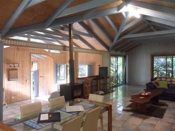 Treetops Accommodation Montville - Accommodation QLD 2