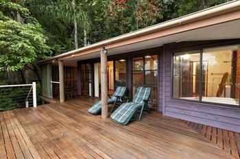 Treetops Accommodation Montville - Accommodation QLD 7