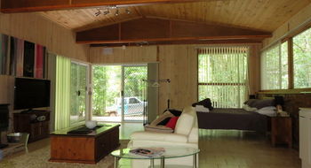 Treetops Accommodation Montville - Accommodation QLD 72