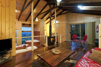 Treetops Accommodation Montville - Accommodation QLD 73