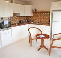 Yarra Glen Racecourse Apartments - Accommodation QLD