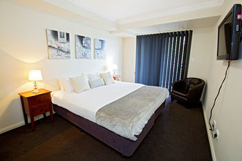 Astina Serviced Apartments - Central - Accommodation QLD 5