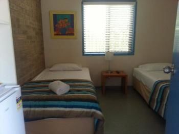 Coolum Budget Accommodation - Accommodation QLD 2