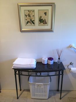 Darcys Hotel At Homebush - Accommodation QLD 0