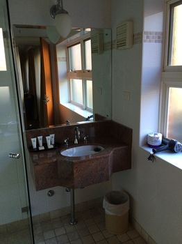 Darcys Hotel At Homebush - Accommodation QLD 3