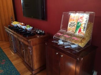 Darcys Hotel At Homebush - Accommodation QLD 10