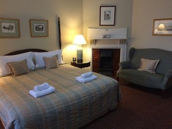 Darcys Hotel At Homebush - Accommodation QLD 17