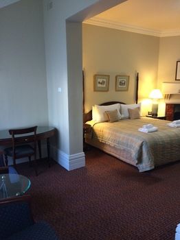 Darcys Hotel At Homebush - Accommodation QLD 26