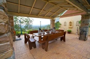 Bimbadeen Mountain Retreat - Accommodation QLD 8