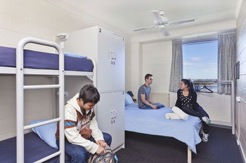 Melbourne Metro YHA - Hostel - Accommodation QLD 15