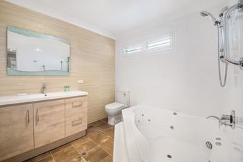 Forresters Beach Bed & Breakfast - Accommodation QLD 2