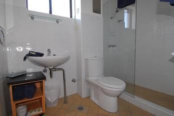 Sands Hotel, Maroubra - Accommodation QLD 5