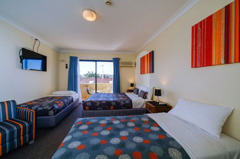 Sands Hotel, Maroubra - Accommodation QLD 27