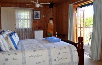 Peppertree Cottage - Accommodation QLD 5