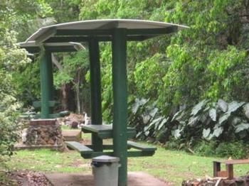 Mapleton Cabins & Caravan Park - Accommodation QLD 1