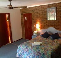 Tooleybuc Motel - Accommodation QLD