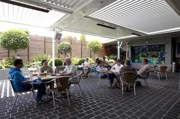 Macquarie Inn - Accommodation QLD 2