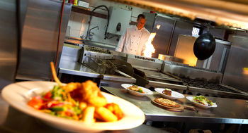 Macquarie Inn - Accommodation QLD 13