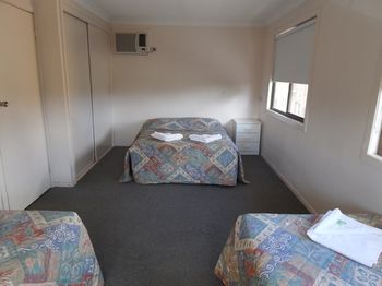 Hi-Way Motel Grafton - Accommodation QLD 14