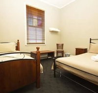 Pedenaposs Hotel - Accommodation QLD