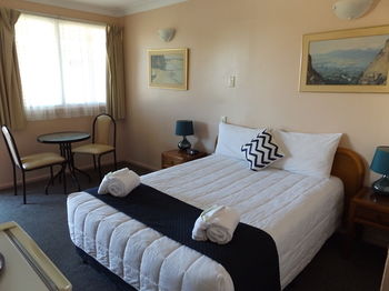 Civic Motel - Accommodation QLD 25