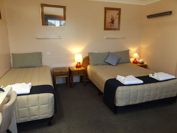 Civic Motel - Accommodation QLD 26