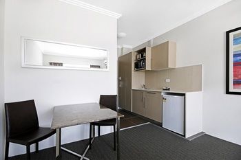 Valuesuites - Accommodation QLD 4
