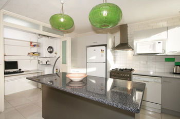 Wattle Holiday Rental - Accommodation QLD 5