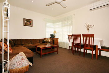 Lisson Holiday Rental - Accommodation QLD 2