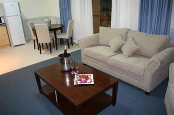 Hawkesbury Race Club Motel - Accommodation QLD 9