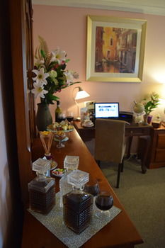 Meurants Manor Bed And Breakfast - Accommodation QLD 26