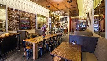 Grand Hotel Rockdale - Accommodation QLD 9