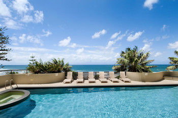 Clubb Coolum Beach Resort - Accommodation QLD 2