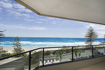 Clubb Coolum Beach Resort - Accommodation QLD 24
